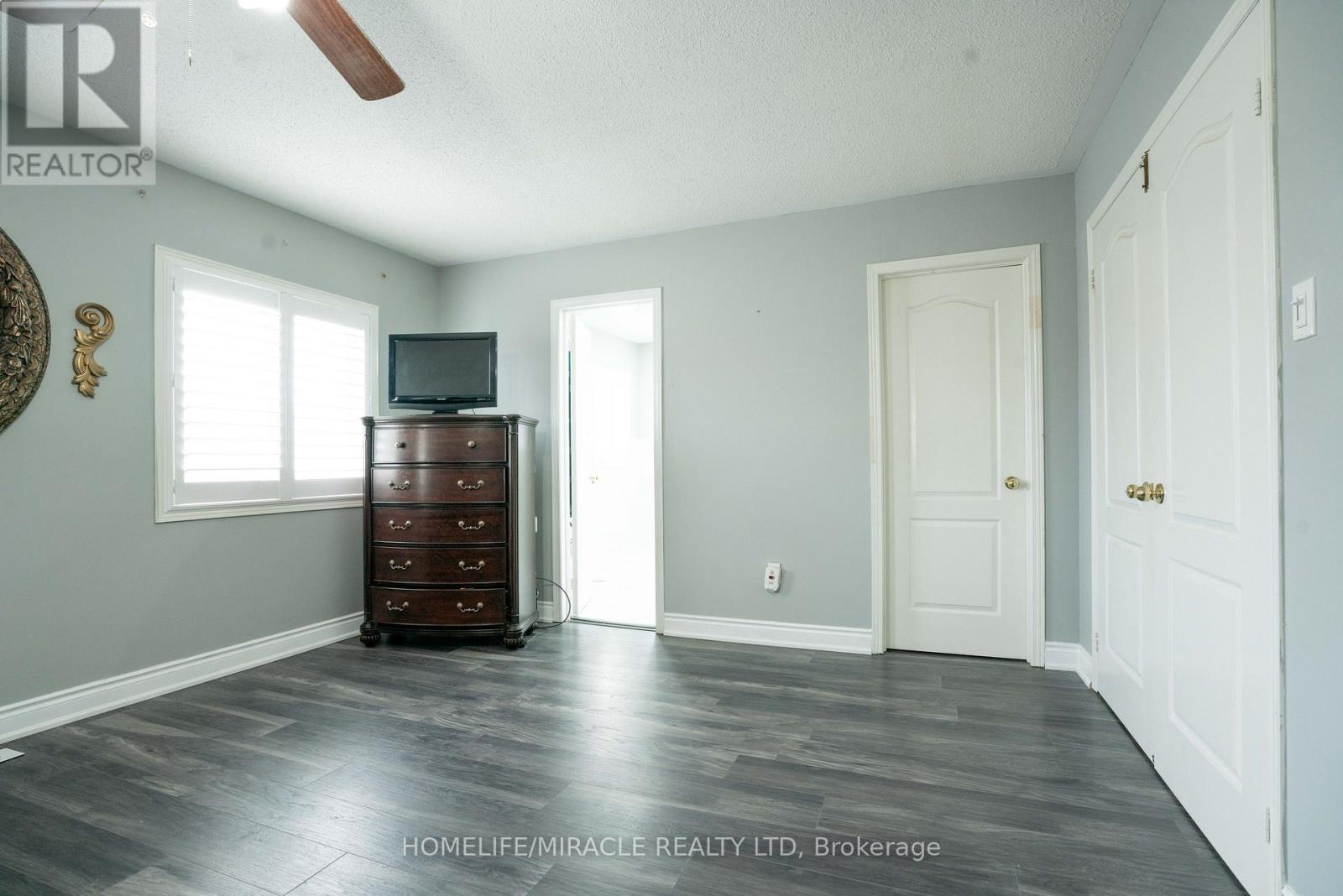 16 Signet Court, Brampton (Fletcher's Meadow), Ontario  L7A 2V1 - Photo 28 - W12292547