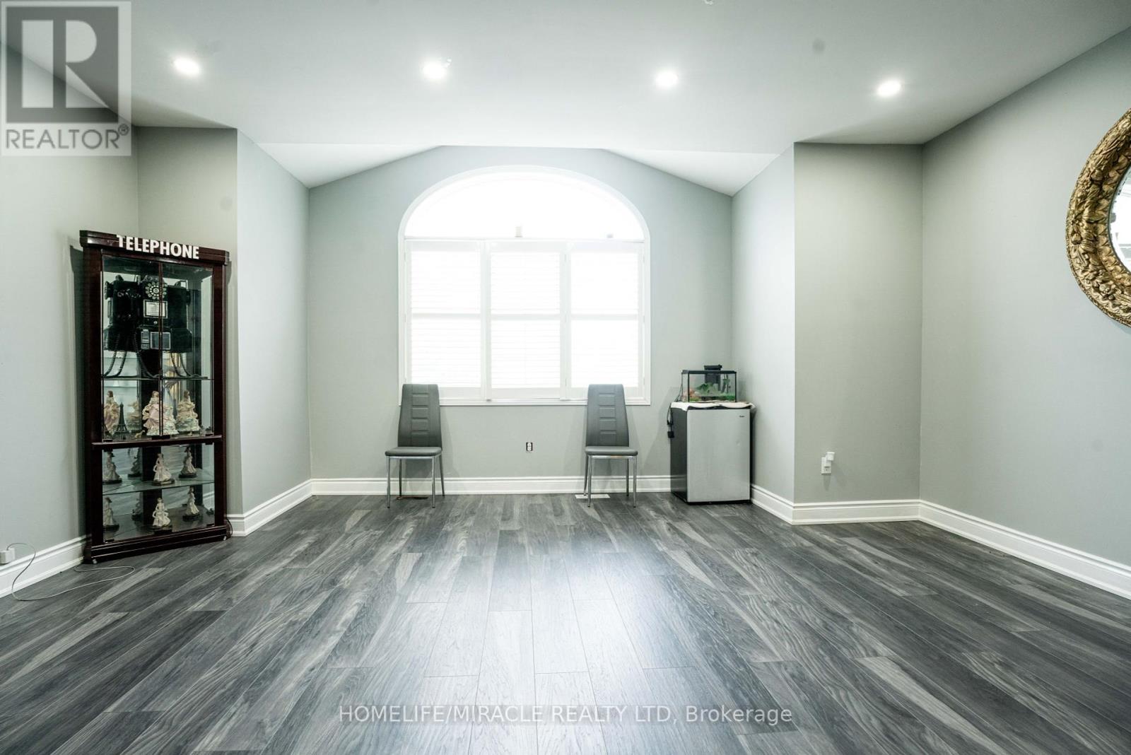 16 Signet Court, Brampton (Fletcher's Meadow), Ontario  L7A 2V1 - Photo 41 - W12292547