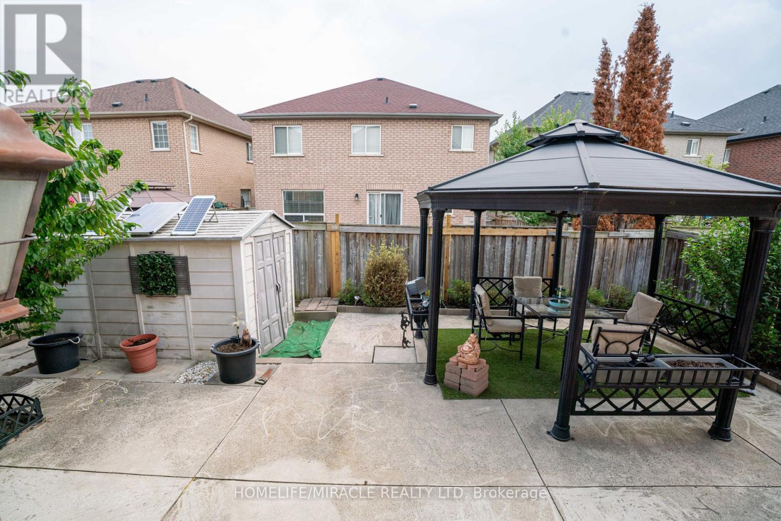 16 Signet Court, Brampton (Fletcher's Meadow), Ontario  L7A 2V1 - Photo 47 - W12292547
