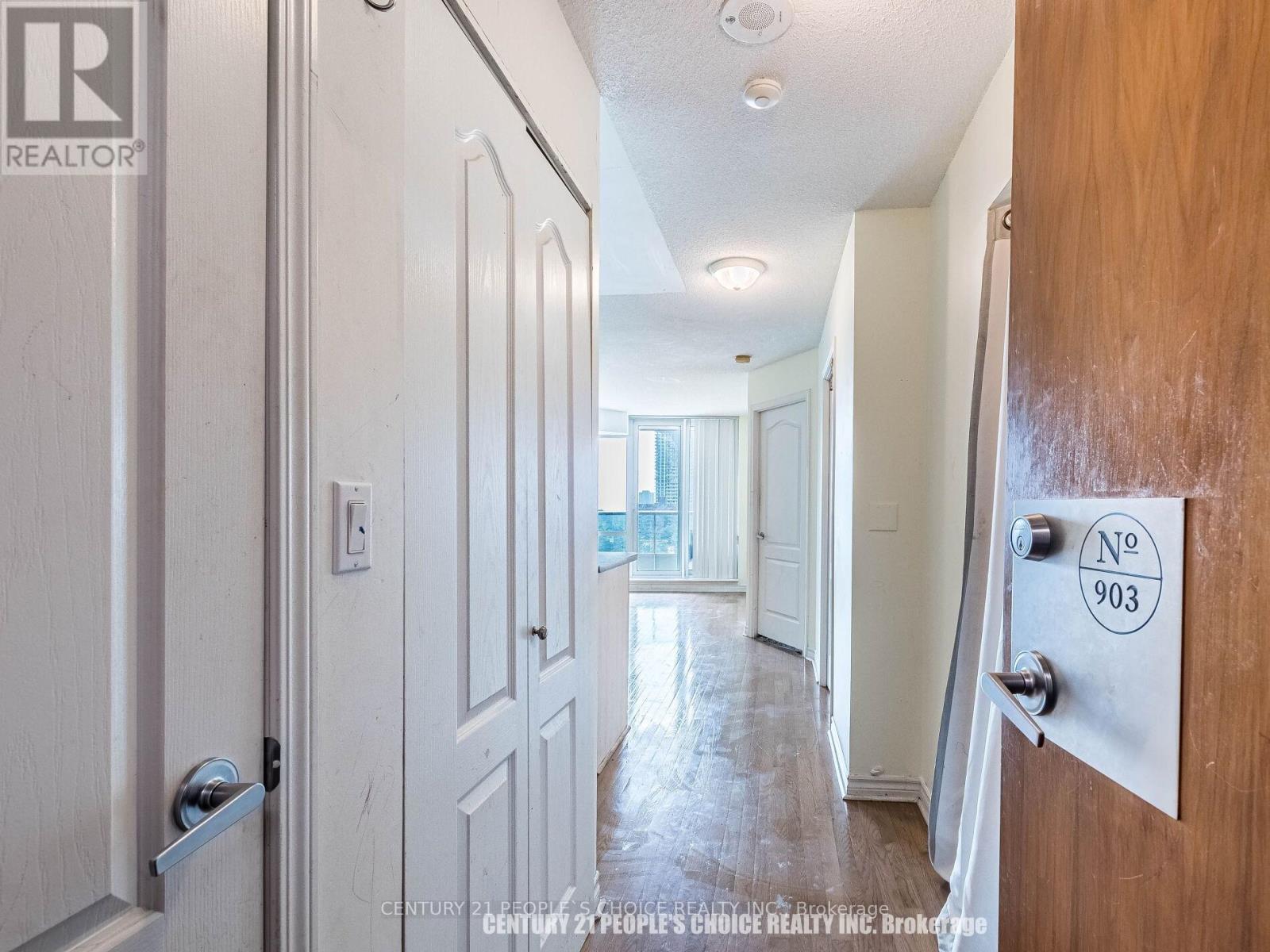 903 - 1 Elm Drive, Mississauga, Ontario L5B 4M1 - Photo 11 - W12292551