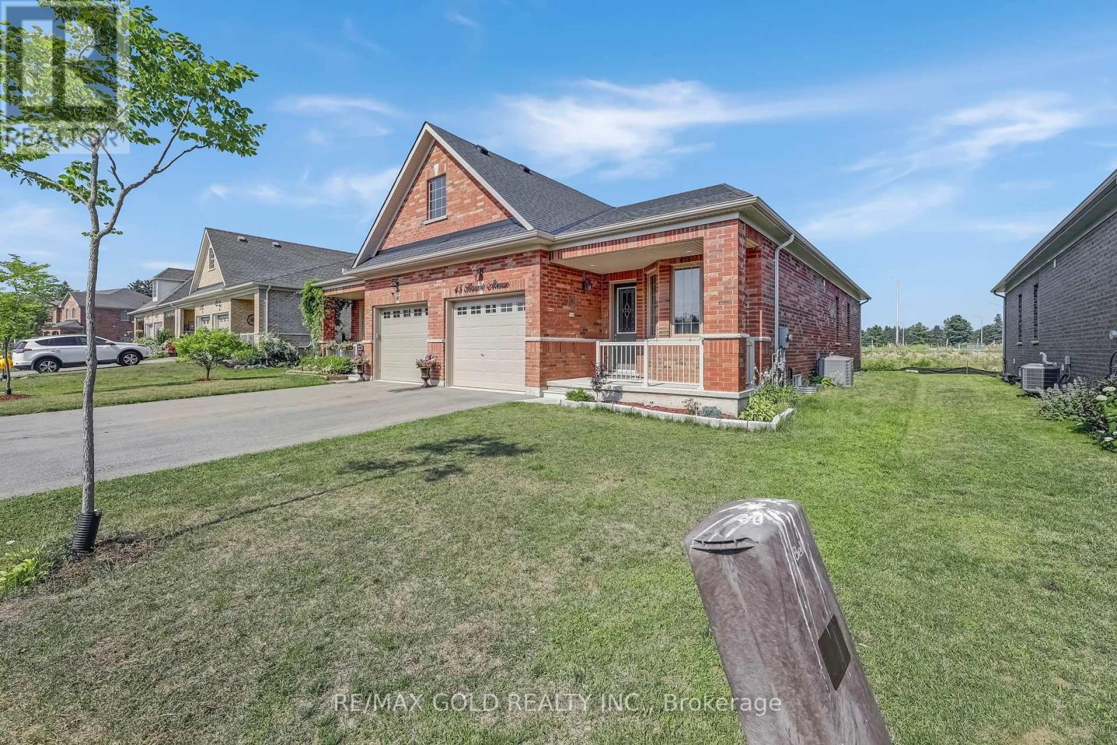 45 Harvest Avenue, Tillsonburg, Ontario  N4G 0H9 - Photo 3 - X12287913