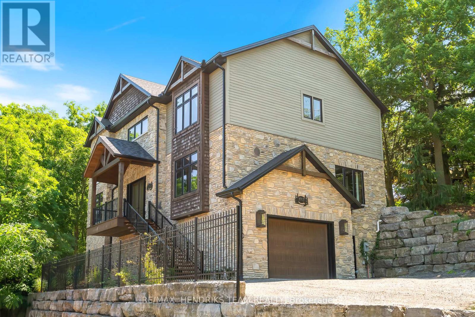 3713 Nineteenth Street, Lincoln (Lincoln-Jordan/vineland), Ontario  L0R 1S0 - Photo 1 - X12292608