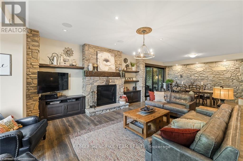 3713 Nineteenth Street, Lincoln (Lincoln-Jordan/vineland), Ontario  L0R 1S0 - Photo 4 - X12292608