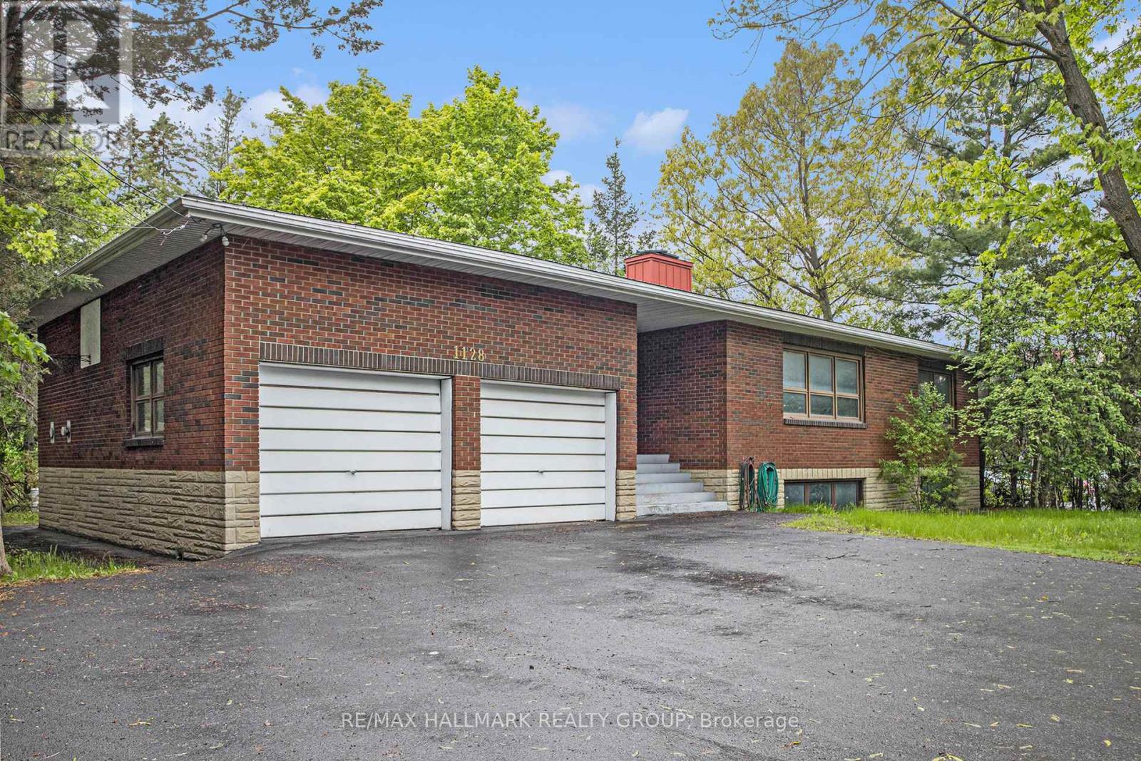 Property at 1128 CUMMINGS AVENUE image 5