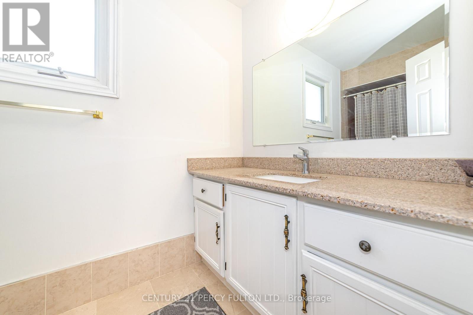 1634 Beaton Way, Pickering, Ontario  L1X 1X8 - Photo 23 - E12292579