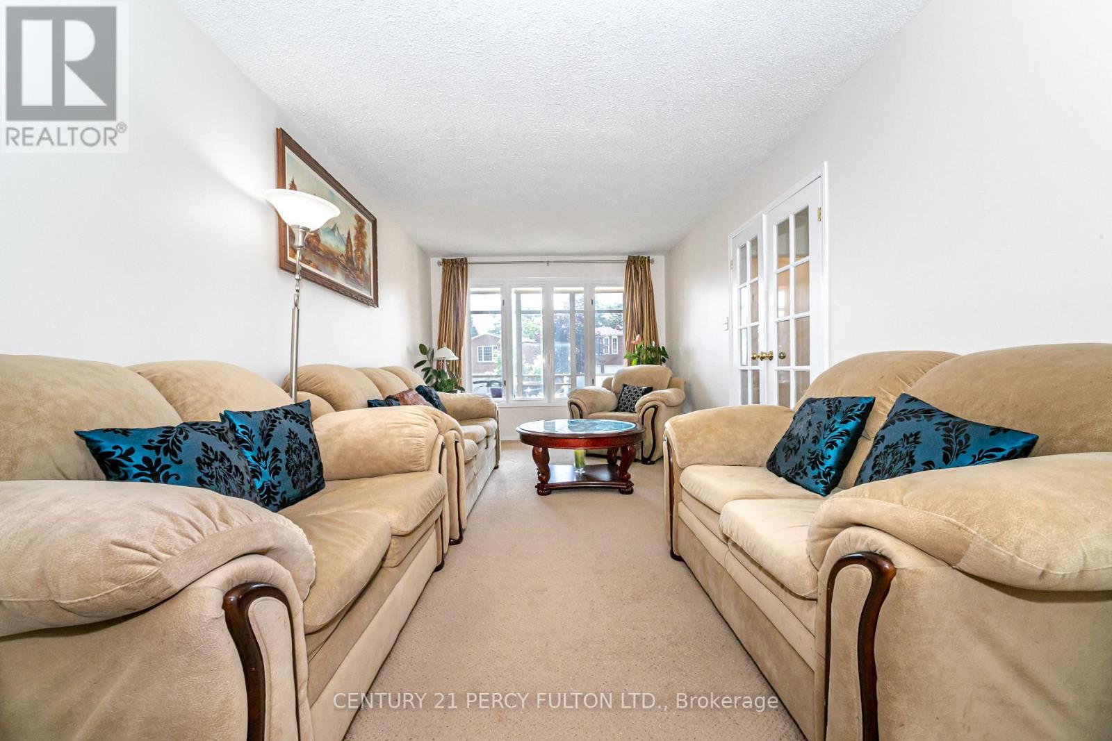 1634 Beaton Way, Pickering, Ontario  L1X 1X8 - Photo 8 - E12292579