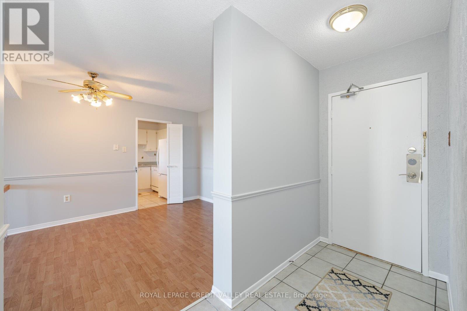 405 - 5 San Romanoway, Toronto, Ontario  M3N 2Y4 - Photo 5 - W12292562