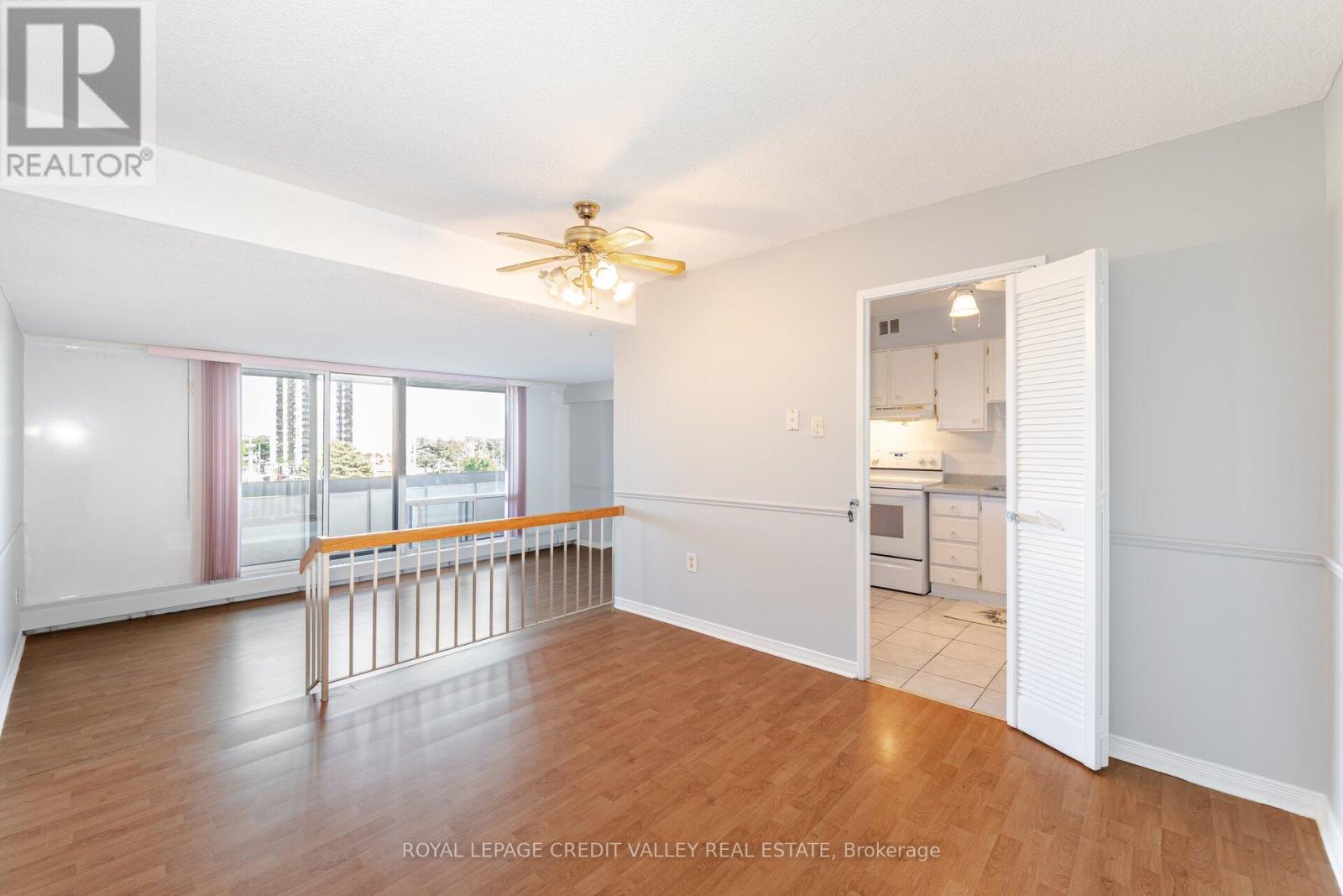 405 - 5 San Romanoway, Toronto, Ontario  M3N 2Y4 - Photo 9 - W12292562