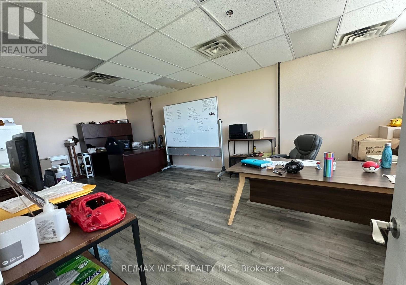 4/5 - 365 Healey Road, Caledon, Ontario  L7E 5C1 - Photo 6 - W12292578