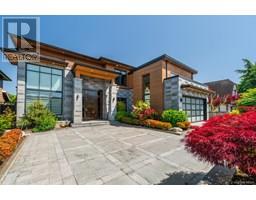 8180 SUNNYWOOD DRIVE