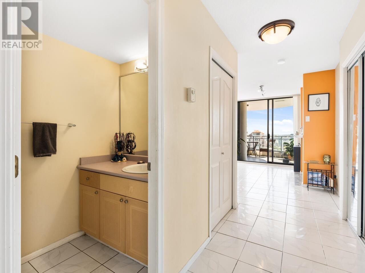 2103 719 Princess Street, New Westminster, British Columbia  V3M 6T9 - Photo 3 - R3028166