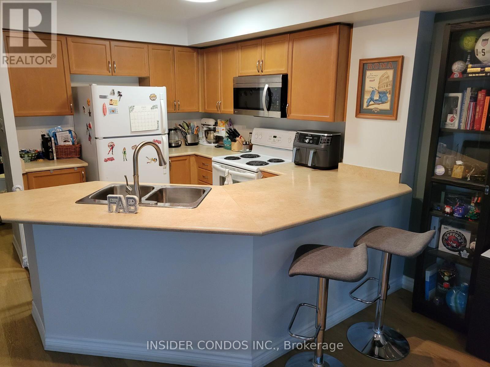 306 - 920 Sheppard Avenue W, Toronto, Ontario  M3H 0A2 - Photo 3 - C12292626
