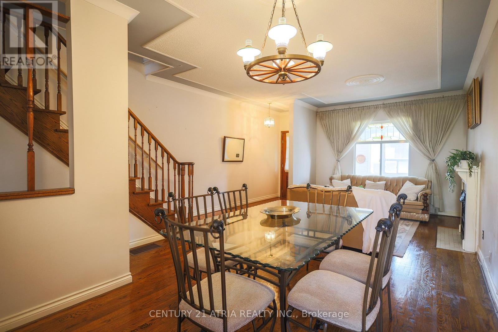 869 Pape Avenue E, Toronto (Danforth Village-East York), Ontario  M4K 3T7 - Photo 10 - E12292620