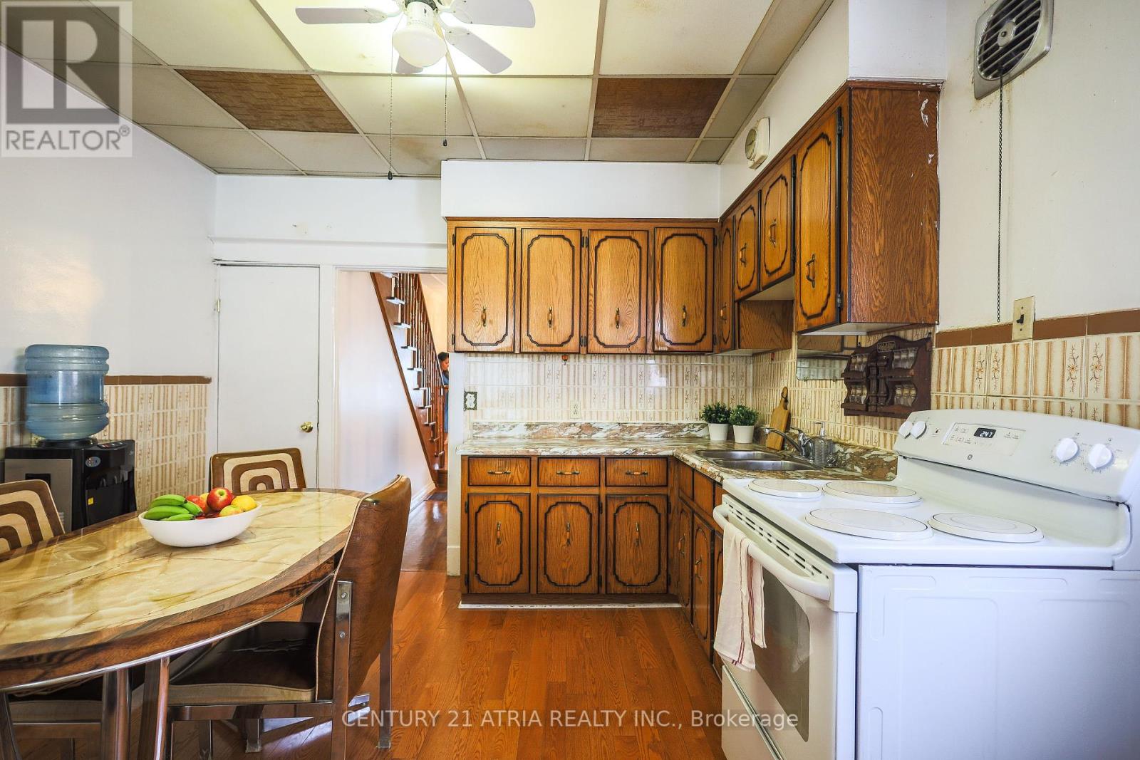 869 Pape Avenue E, Toronto (Danforth Village-East York), Ontario  M4K 3T7 - Photo 13 - E12292620