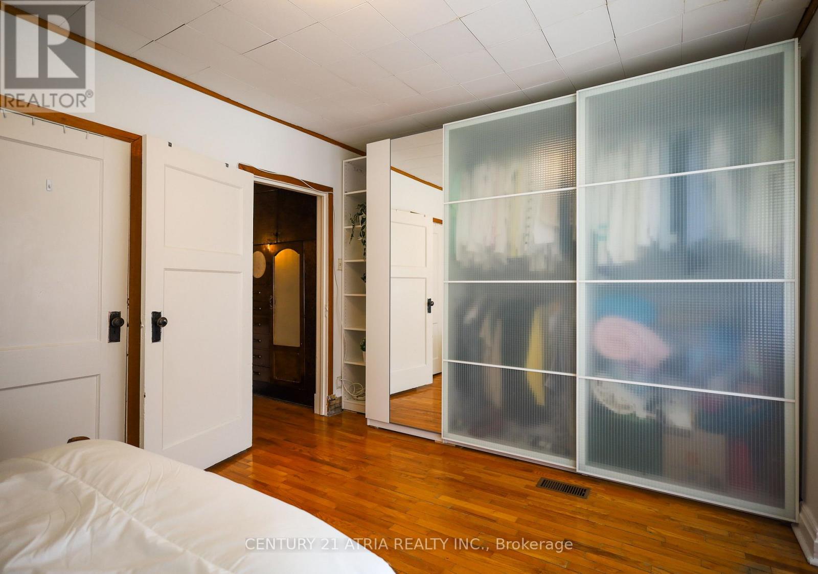 869 Pape Avenue E, Toronto (Danforth Village-East York), Ontario  M4K 3T7 - Photo 19 - E12292620