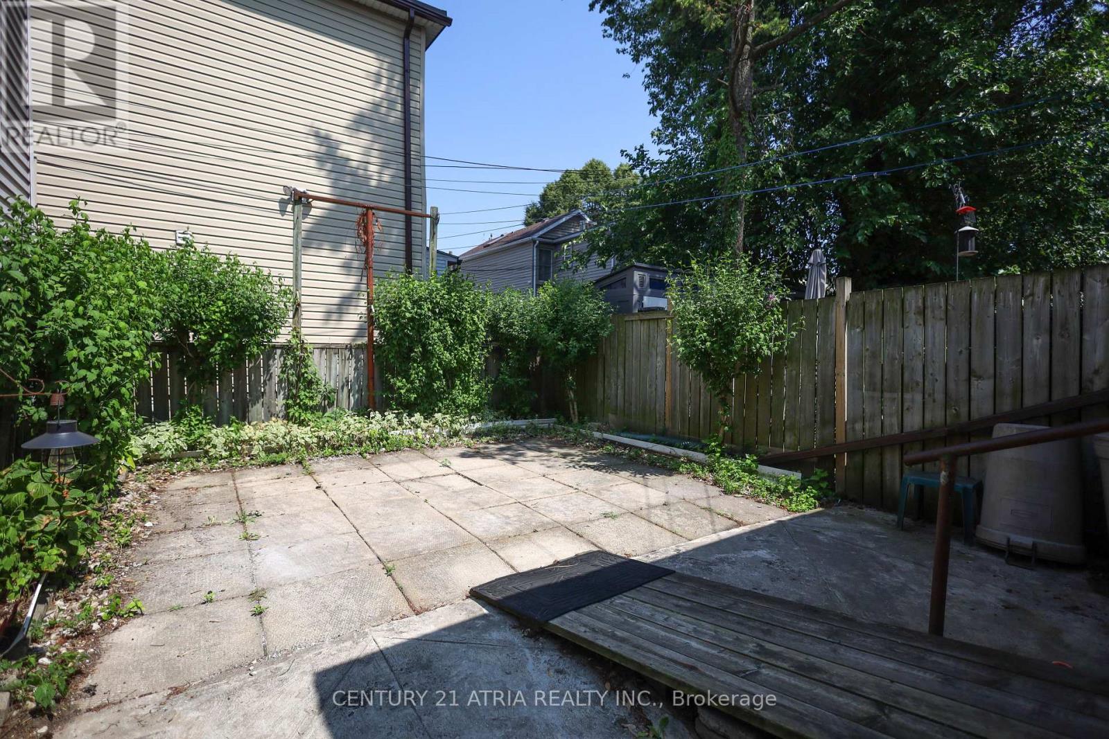 869 Pape Avenue E, Toronto (Danforth Village-East York), Ontario  M4K 3T7 - Photo 26 - E12292620