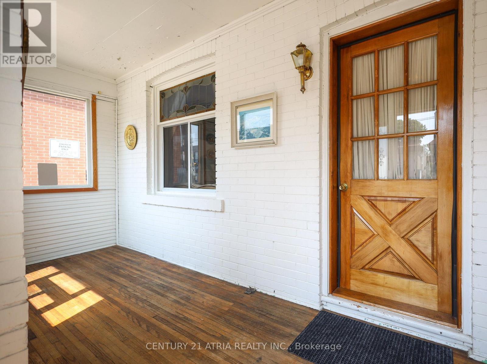 869 Pape Avenue E, Toronto (Danforth Village-East York), Ontario  M4K 3T7 - Photo 3 - E12292620
