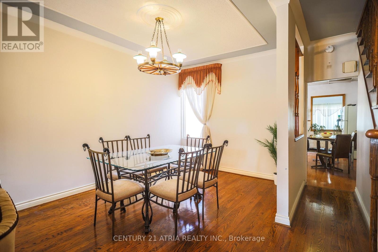 869 Pape Avenue E, Toronto (Danforth Village-East York), Ontario  M4K 3T7 - Photo 9 - E12292620