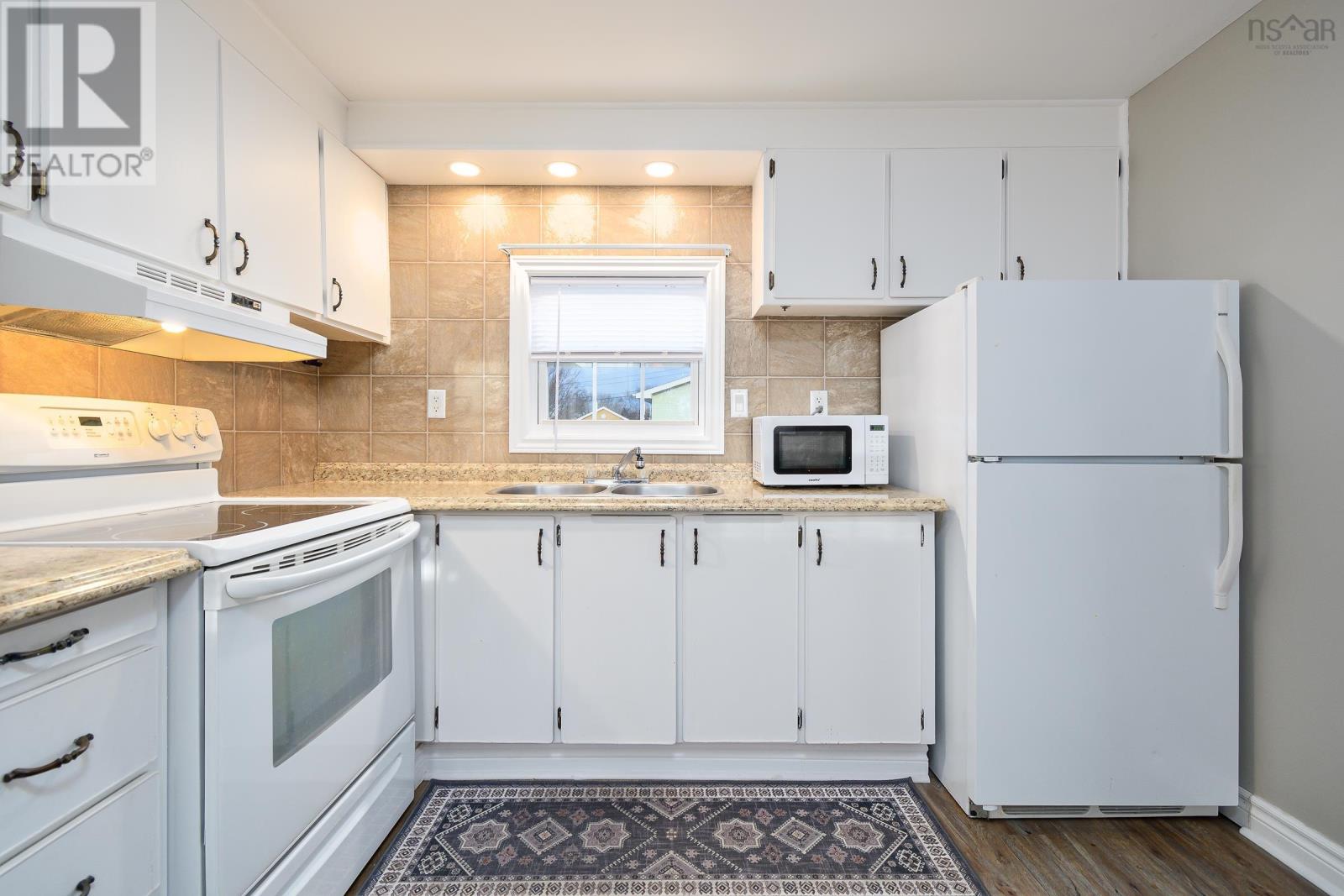 104 Butts Street, Sydney Mines, Nova Scotia  B1V 1N5 - Photo 10 - 202512625