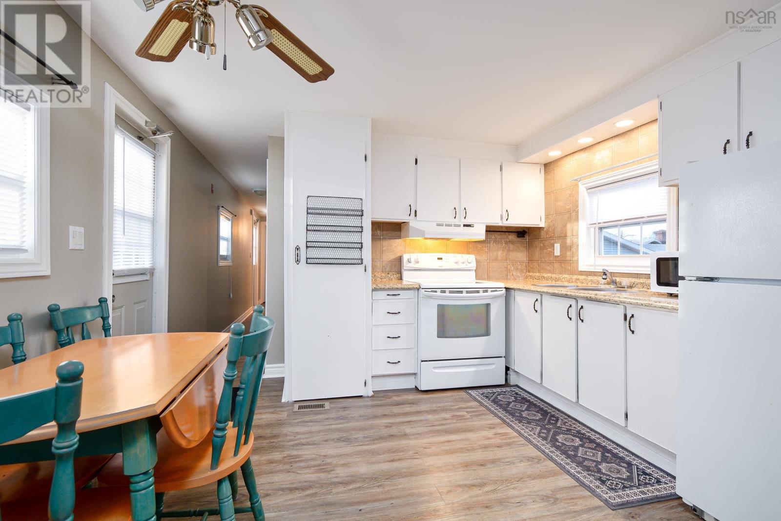 104 Butts Street, Sydney Mines, Nova Scotia  B1V 1N5 - Photo 17 - 202512625
