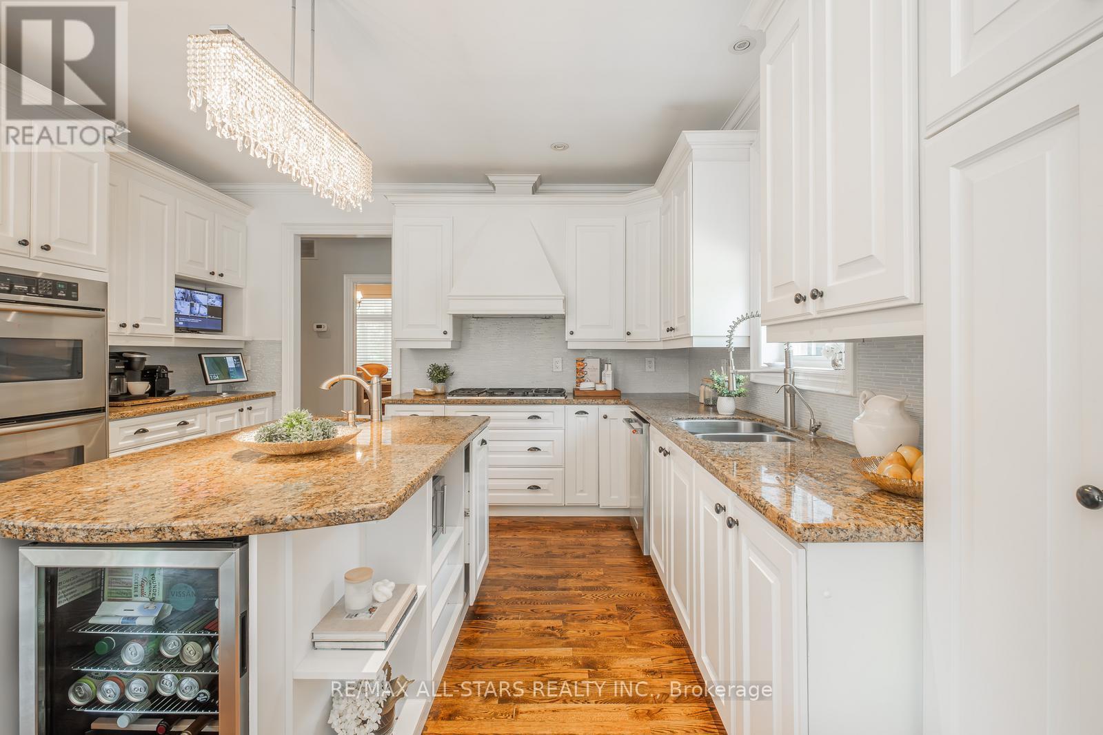 2 Robert Gray Road, Whitchurch-Stouffville (Ballantrae), Ontario  L4A 1M4 - Photo 20 - N12292624
