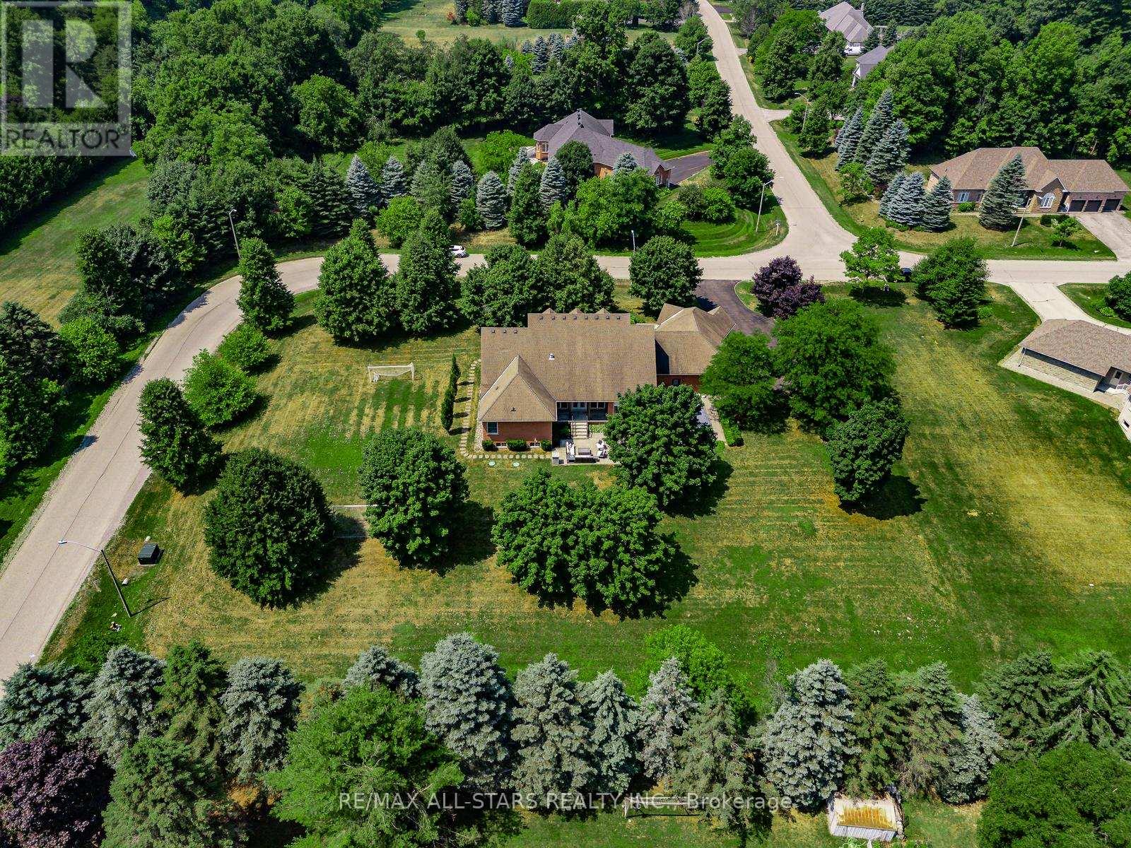 2 Robert Gray Road, Whitchurch-Stouffville (Ballantrae), Ontario  L4A 1M4 - Photo 48 - N12292624
