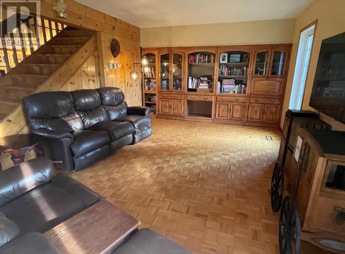 17055 52 Highway, Dawson Creek, British Columbia  V0C 2L0 - Photo 6 - 10355221
