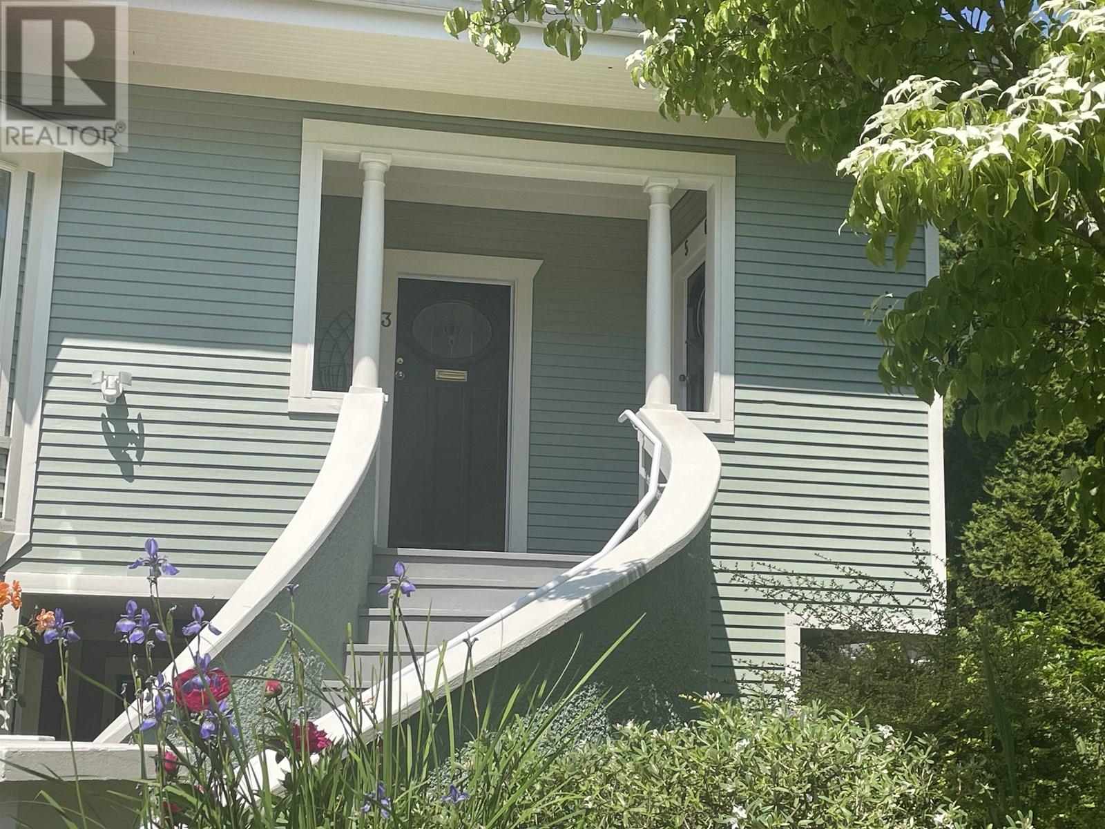 Property at 3 335 W 13TH AVENUE image 1