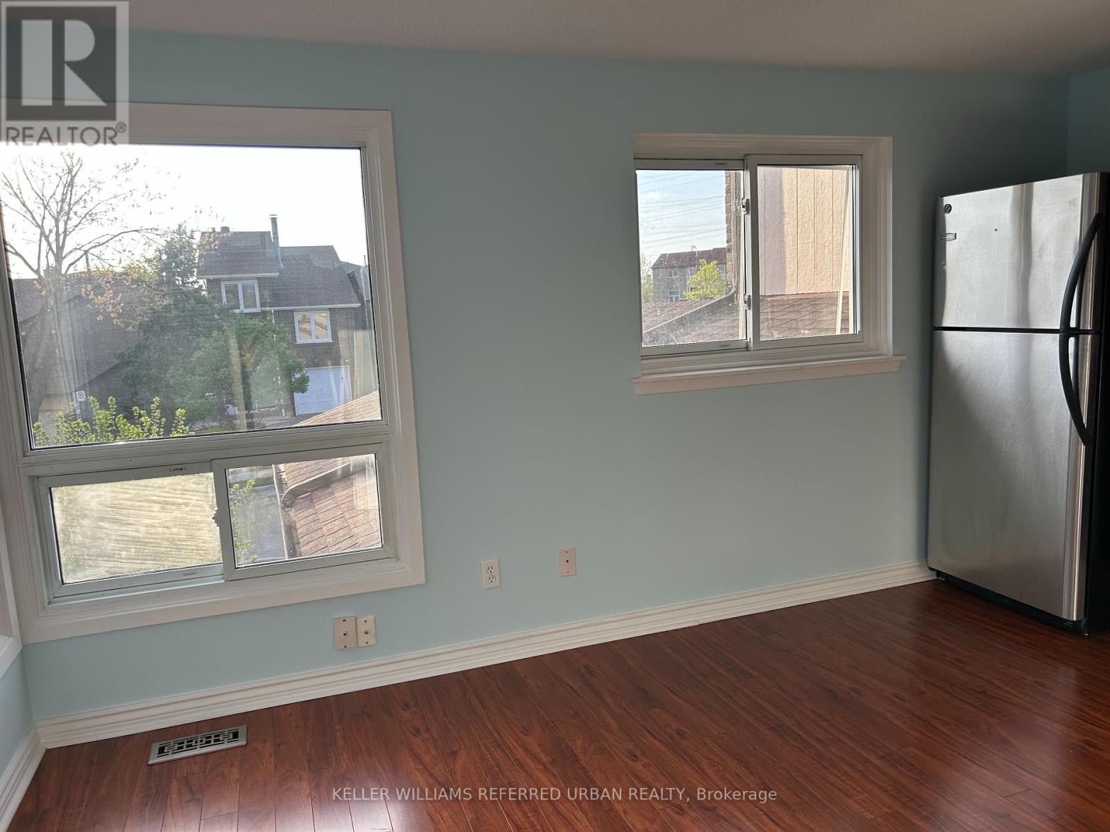 3 Robert Hicks Drive, Toronto, Ontario  M2R 3R1 - Photo 3 - C12292632