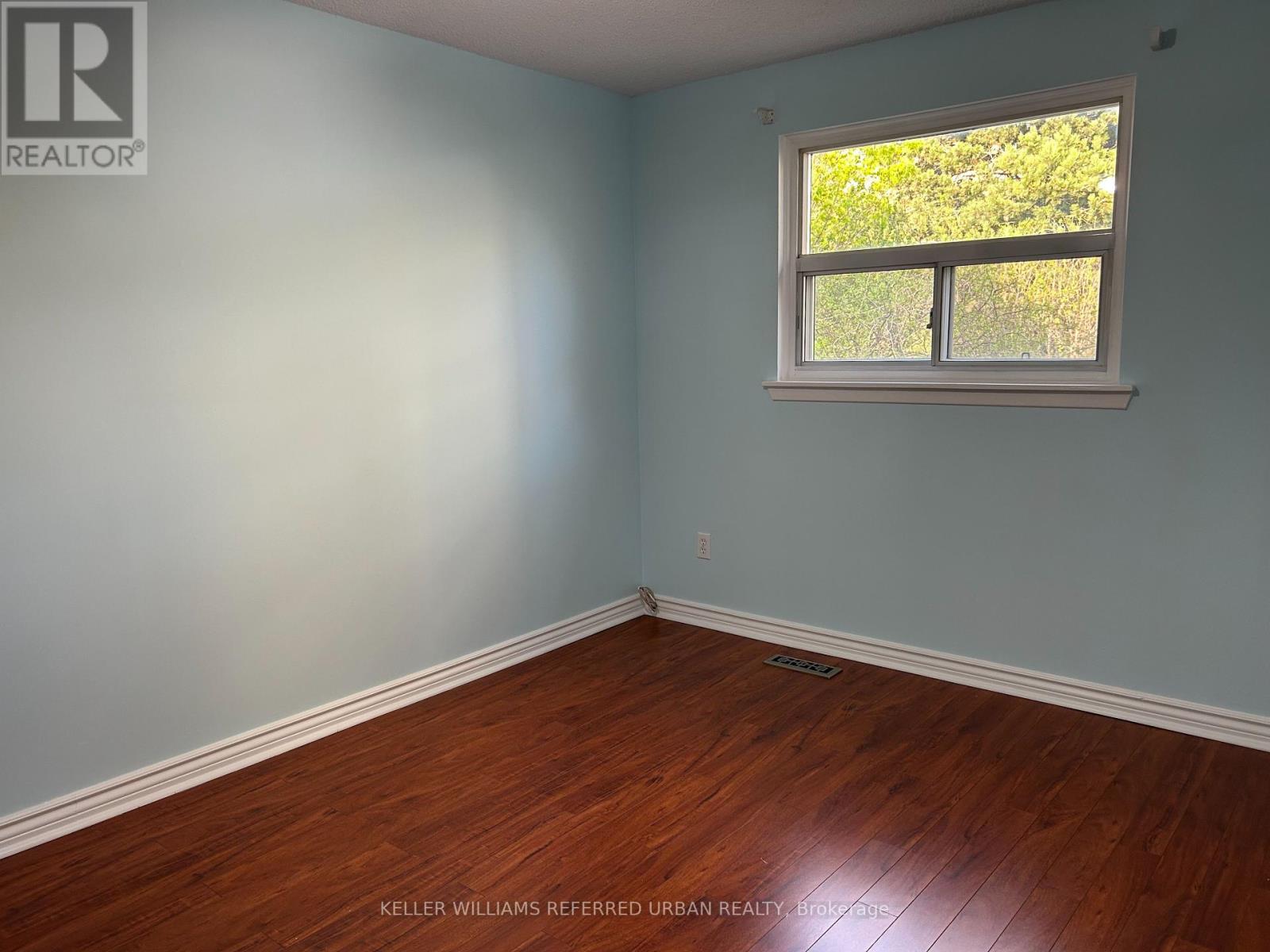 3 Robert Hicks Drive, Toronto, Ontario  M2R 3R1 - Photo 8 - C12292632