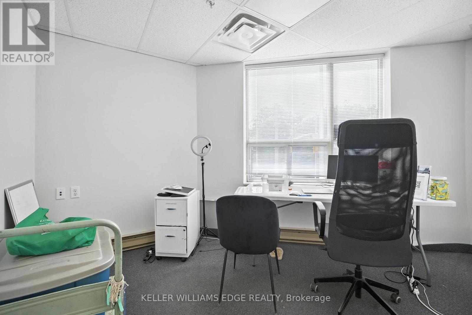 201 - 2100 Bloor Street W, Toronto, Ontario  M6S 1M7 - Photo 12 - W12292633