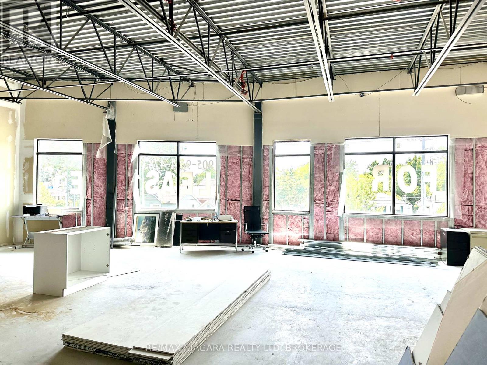 203 - 359 Carlton Street, St. Catharines, Ontario  L2N 1C2 - Photo 9 - X12292684