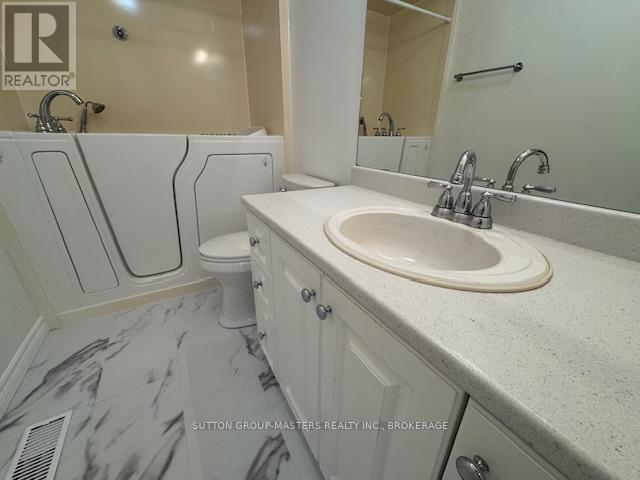 112 Briceland Street, Kingston (Rideau), Ontario  K7K 7L2 - Photo 11 - X12292729