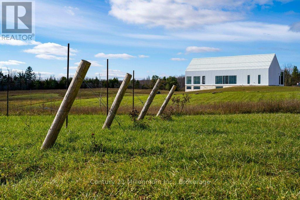 138406 Grey Road 112, Meaford, Ontario  N4L 1W5 - Photo 3 - X12024545