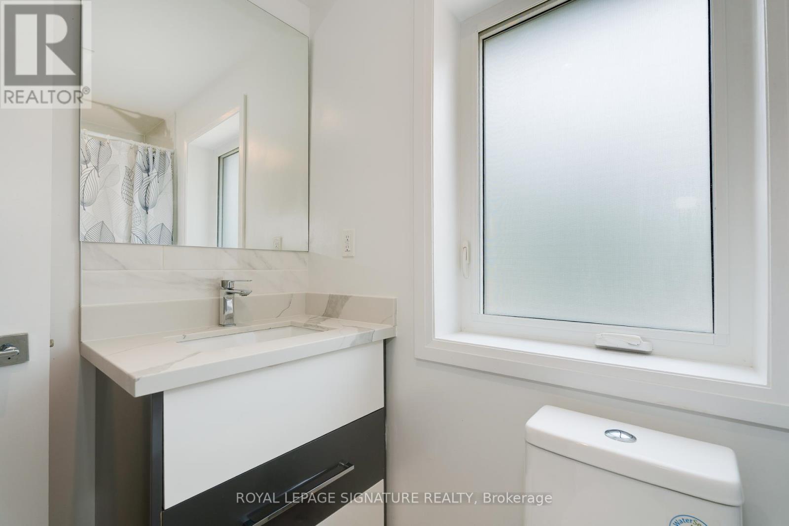 188 Sweeney Drive, Toronto, Ontario  M4A 1V4 - Photo 11 - C12292737