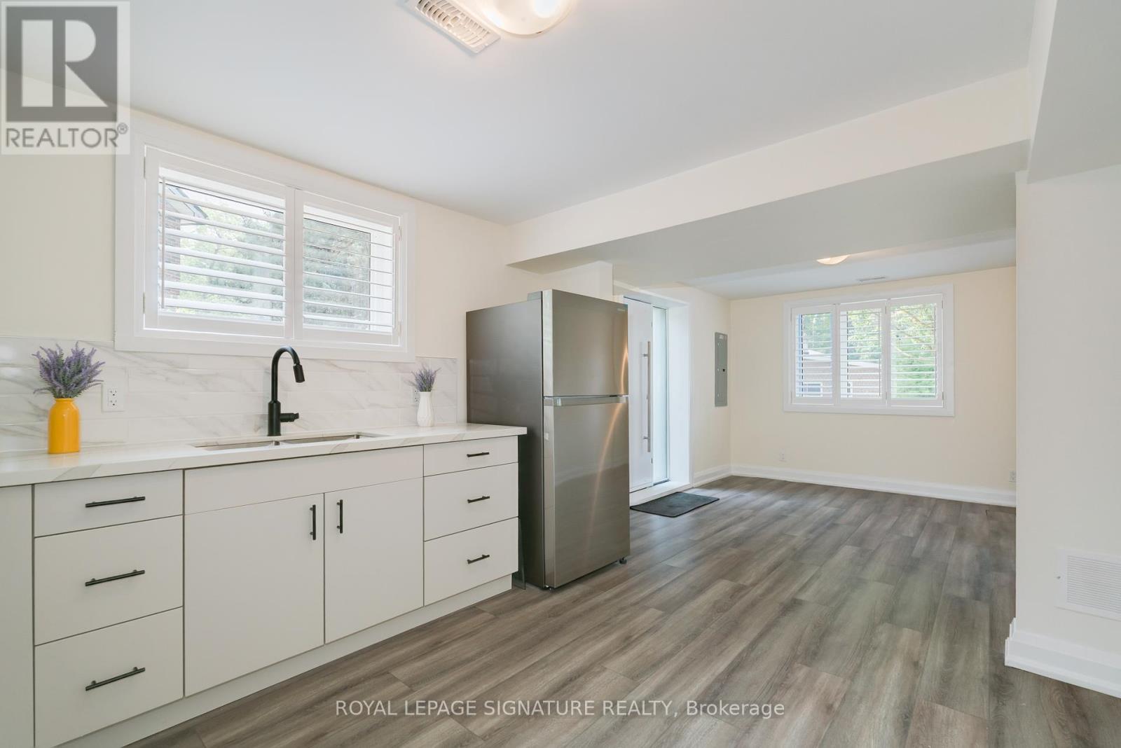 188 Sweeney Drive, Toronto, Ontario  M4A 1V4 - Photo 20 - C12292737