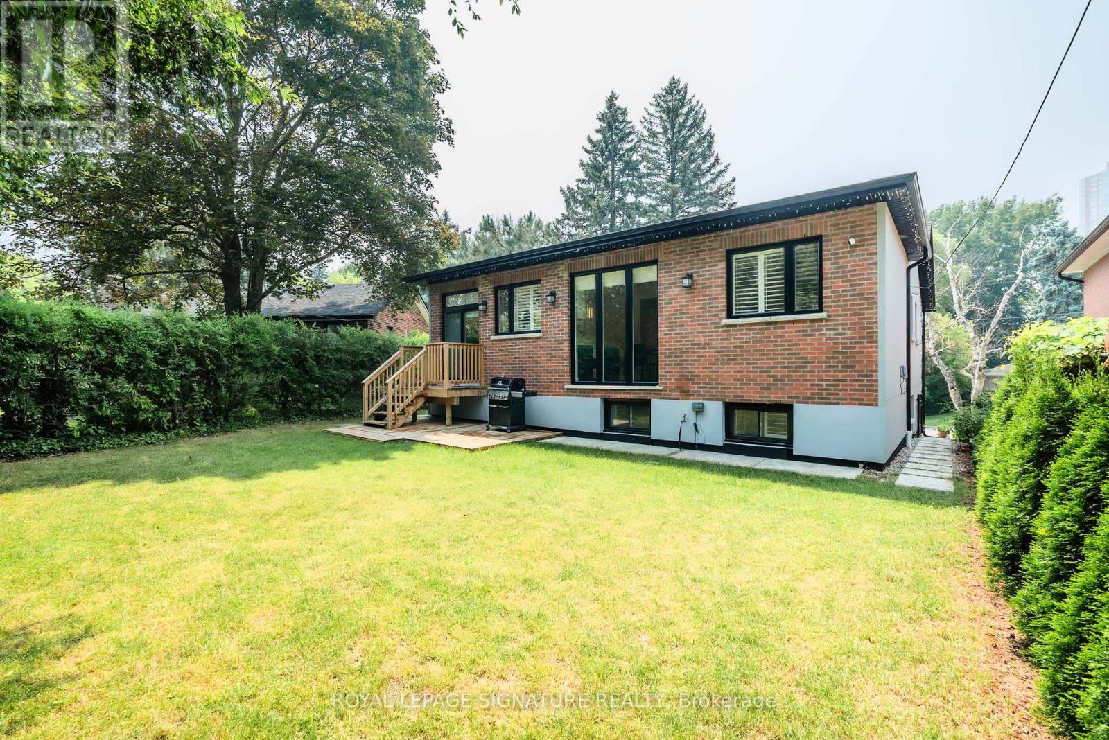 188 Sweeney Drive, Toronto, Ontario  M4A 1V4 - Photo 27 - C12292737