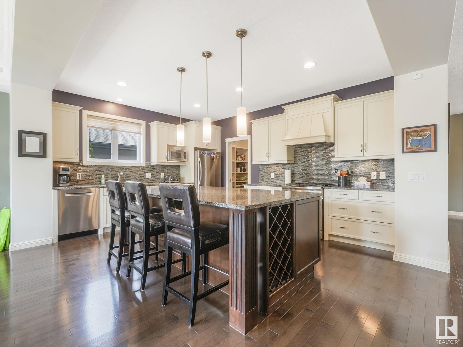 Property at 68 LACOMBE DR image 1