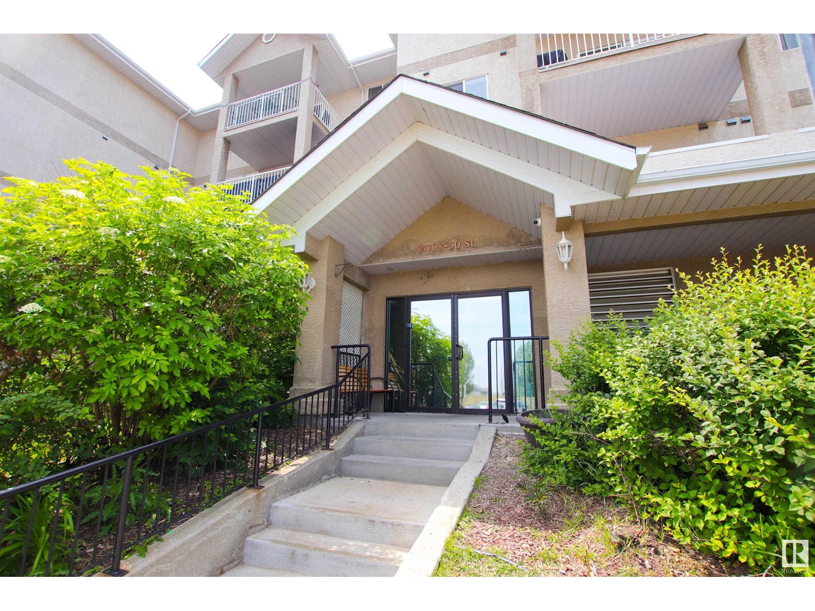 Property at #103 14708 50 ST NW image 1