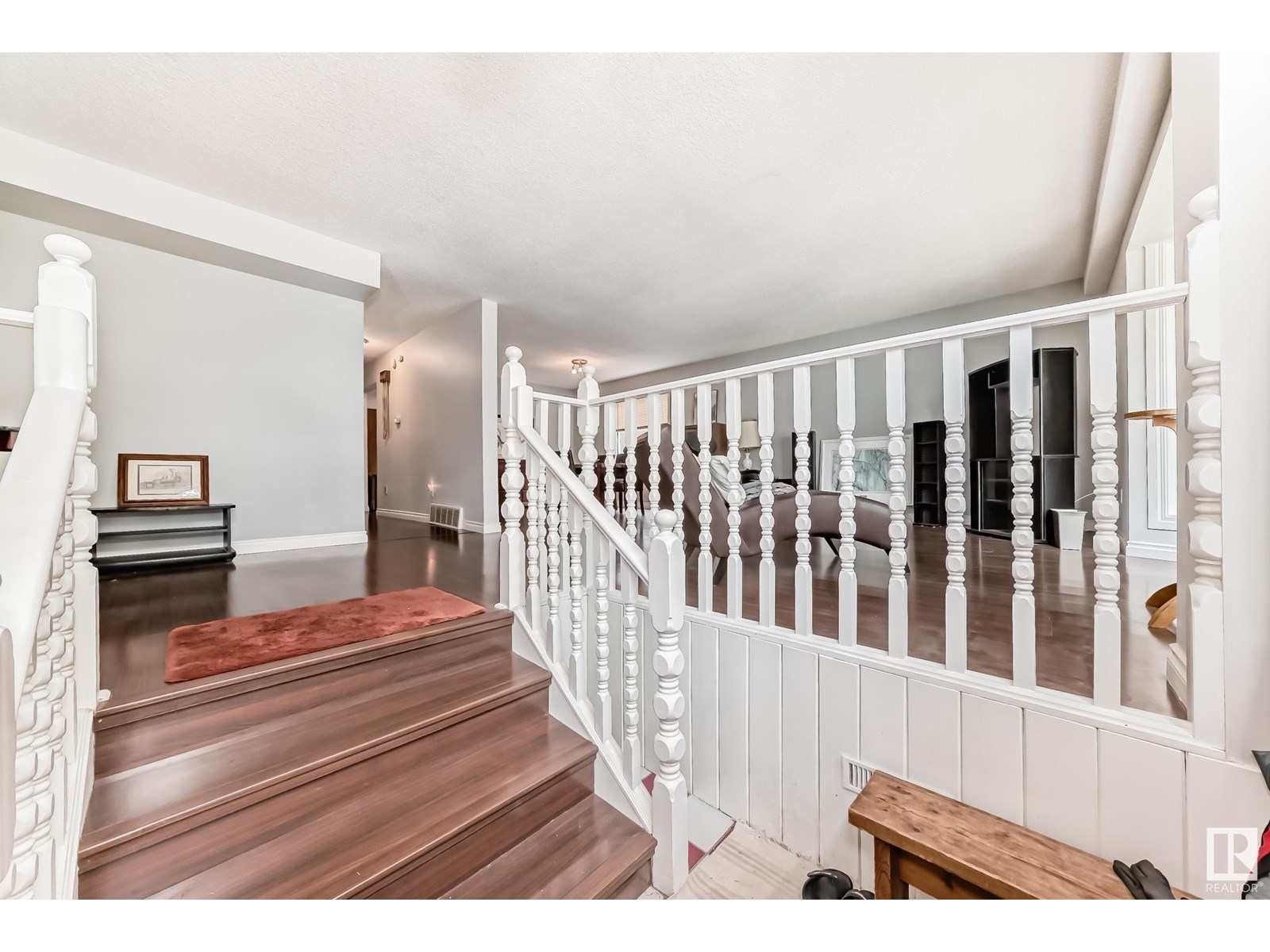 11240 95a St Nw, Edmonton, Alberta  T5G 1N8 - Photo 4 - E4448414