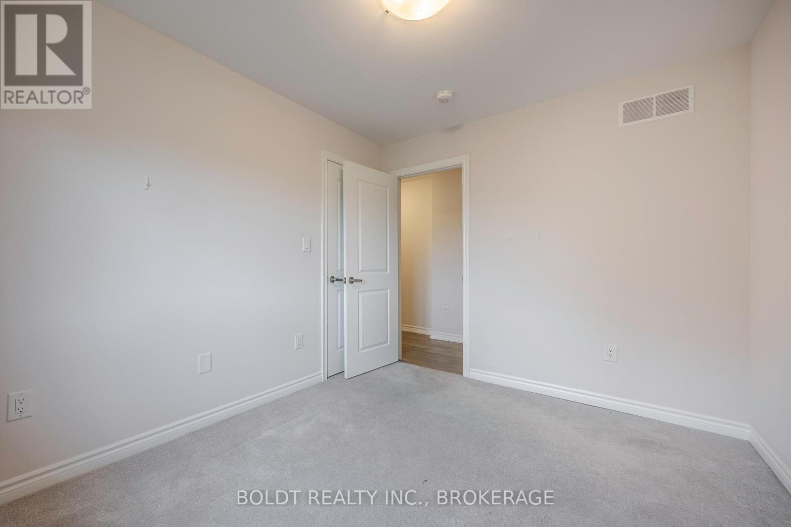 288 Louise Street, Welland, Ontario  L3B 0H8 - Photo 14 - X12272166