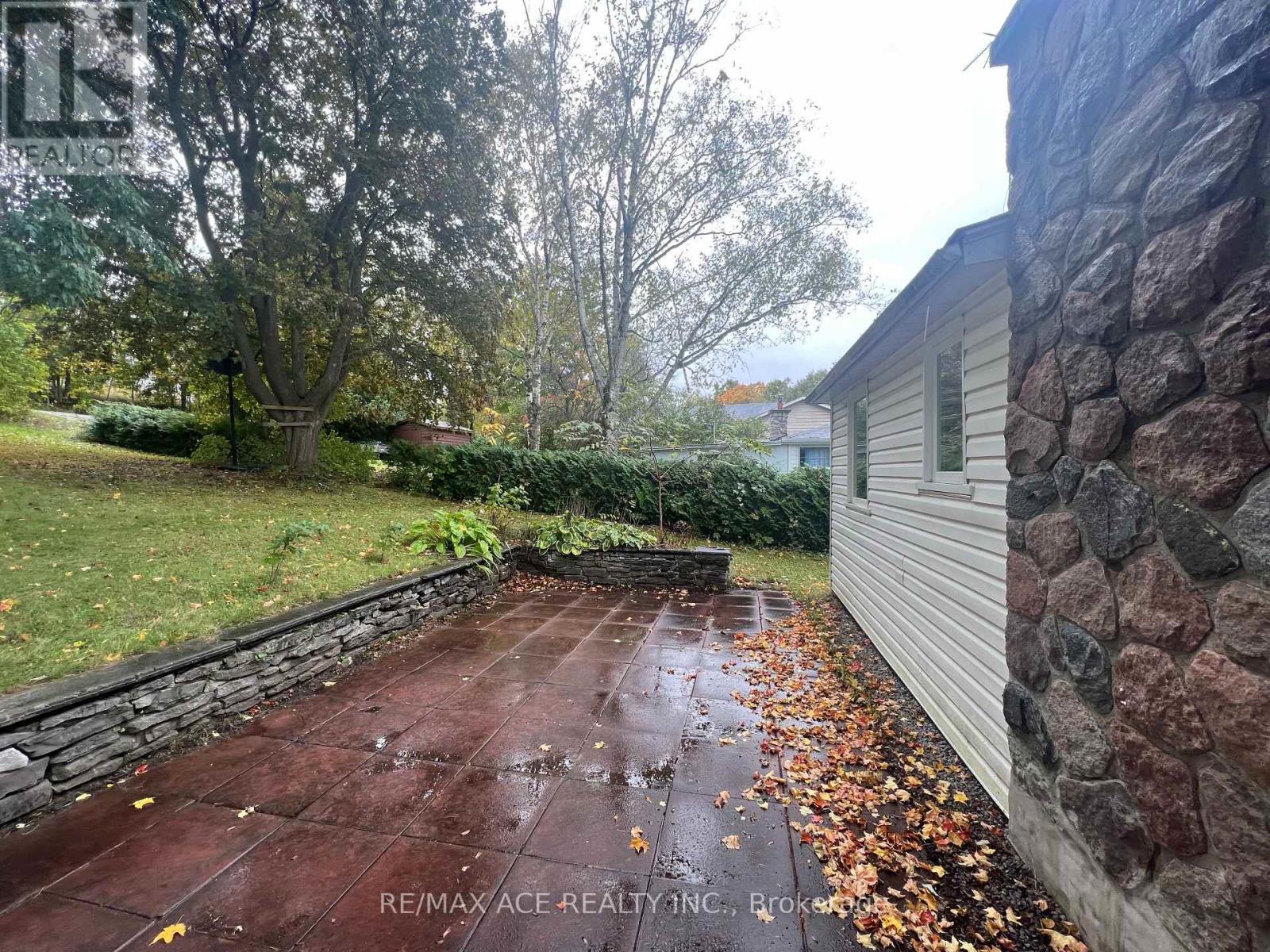 41 North Taylor Road, Kawartha Lakes, Ontario  K0M 2B0 - Photo 23 - X12292718