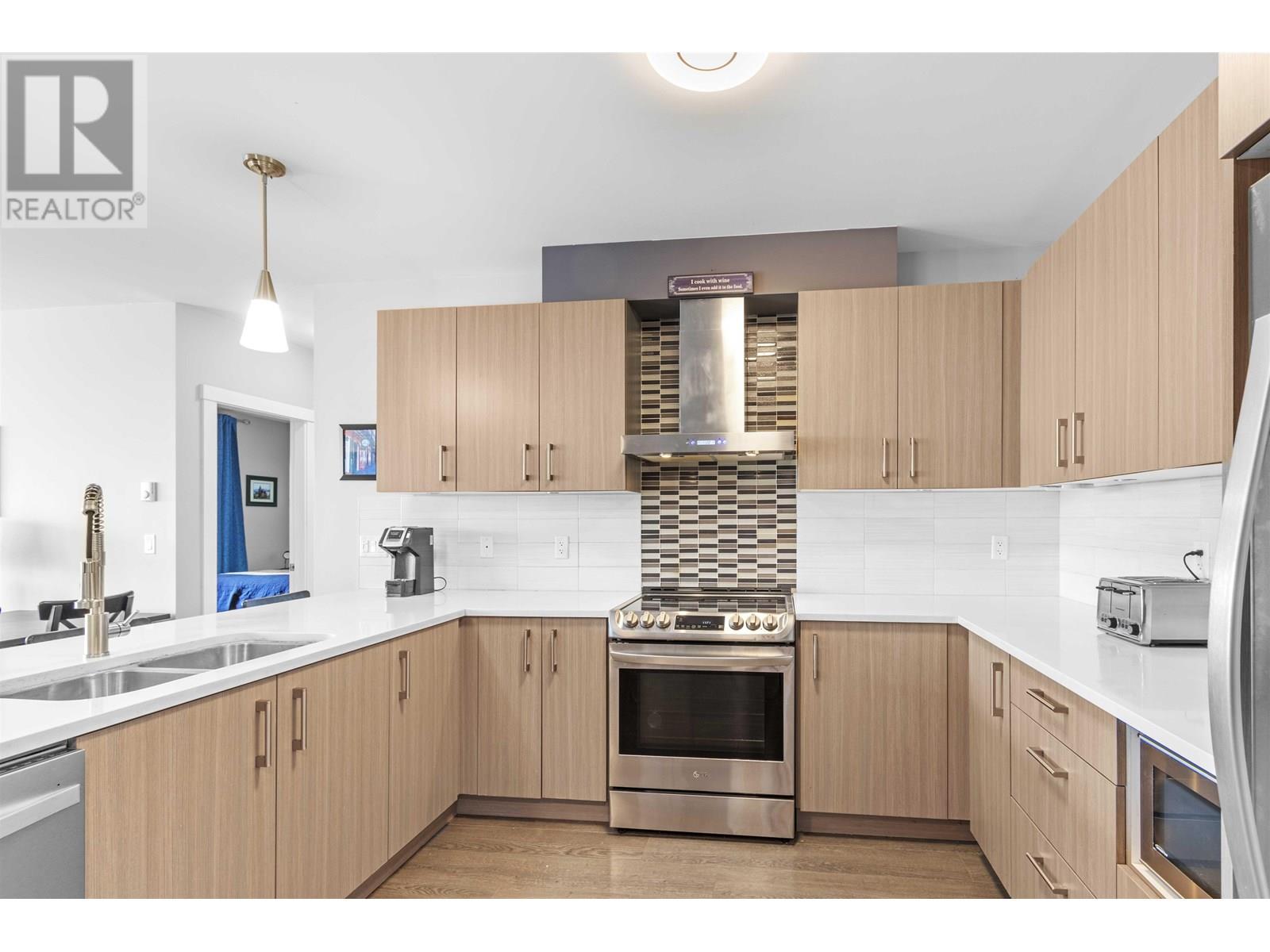 404 2460 Kelly Avenue, Port Coquitlam, British Columbia  V3C 0E3 - Photo 12 - R3028111