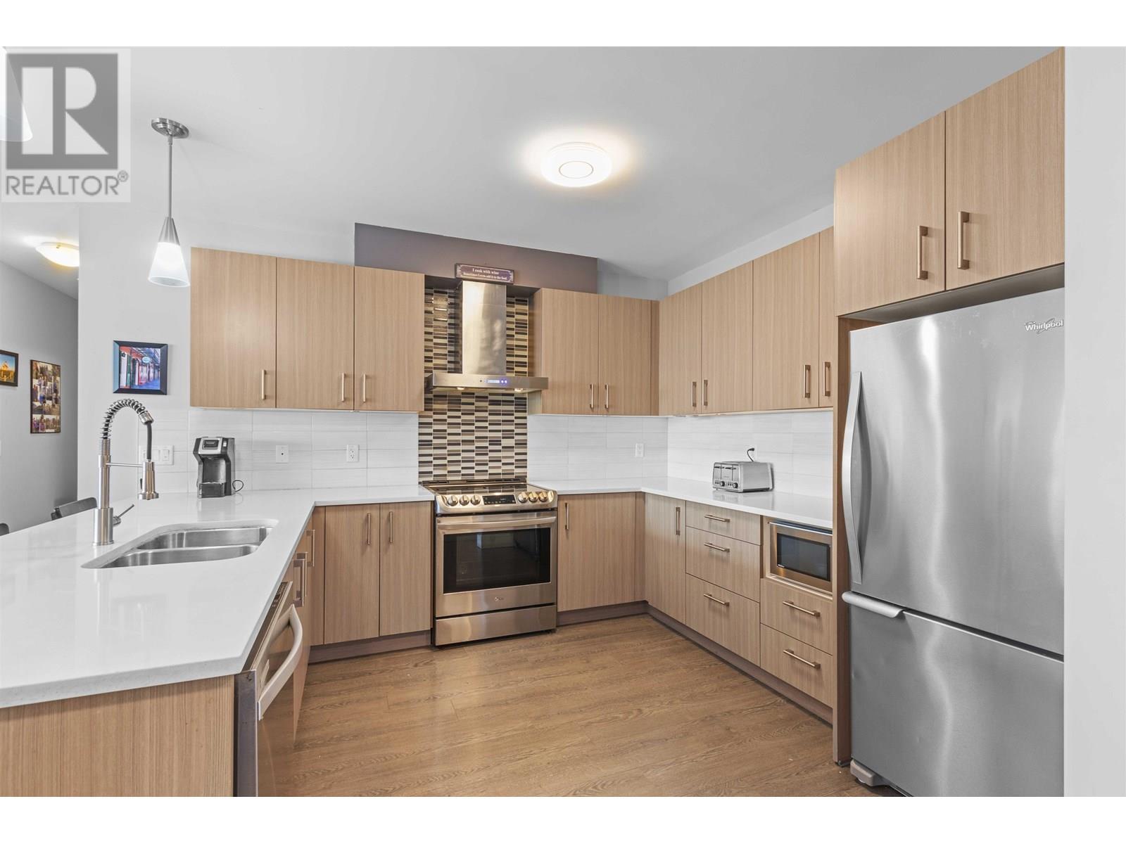 404 2460 Kelly Avenue, Port Coquitlam, British Columbia  V3C 0E3 - Photo 15 - R3028111