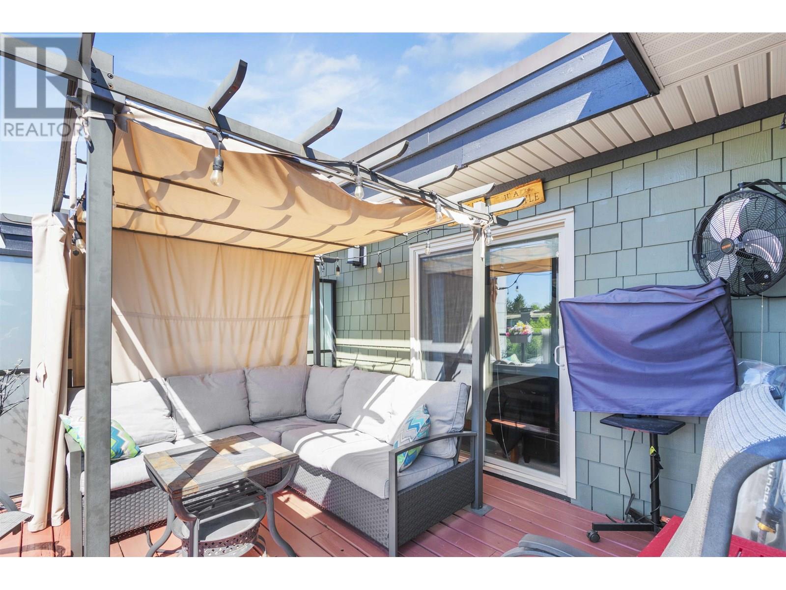 404 2460 Kelly Avenue, Port Coquitlam, British Columbia  V3C 0E3 - Photo 3 - R3028111