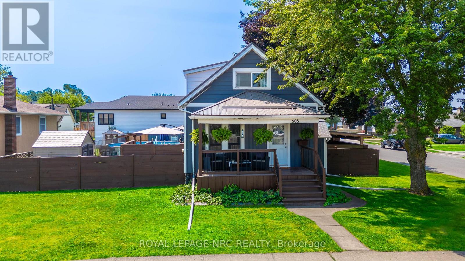 Property at 508 MAIN STREET W image 3