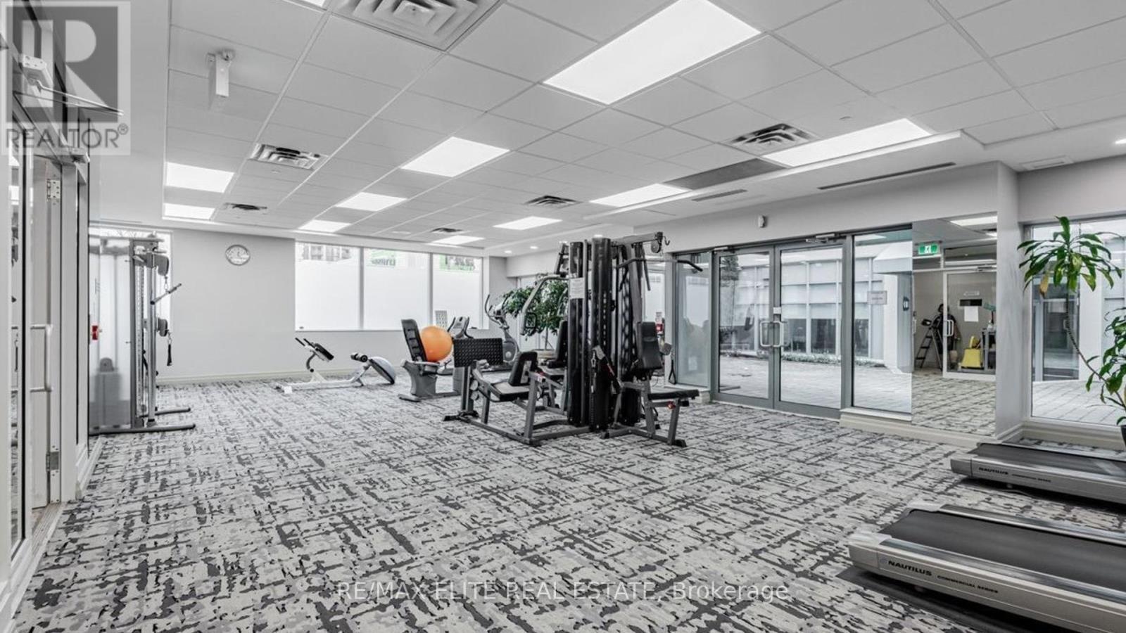 2401 - 61 Town Centre Court E, Toronto (Bendale), Ontario  M1P 5C5 - Photo 15 - E12292771