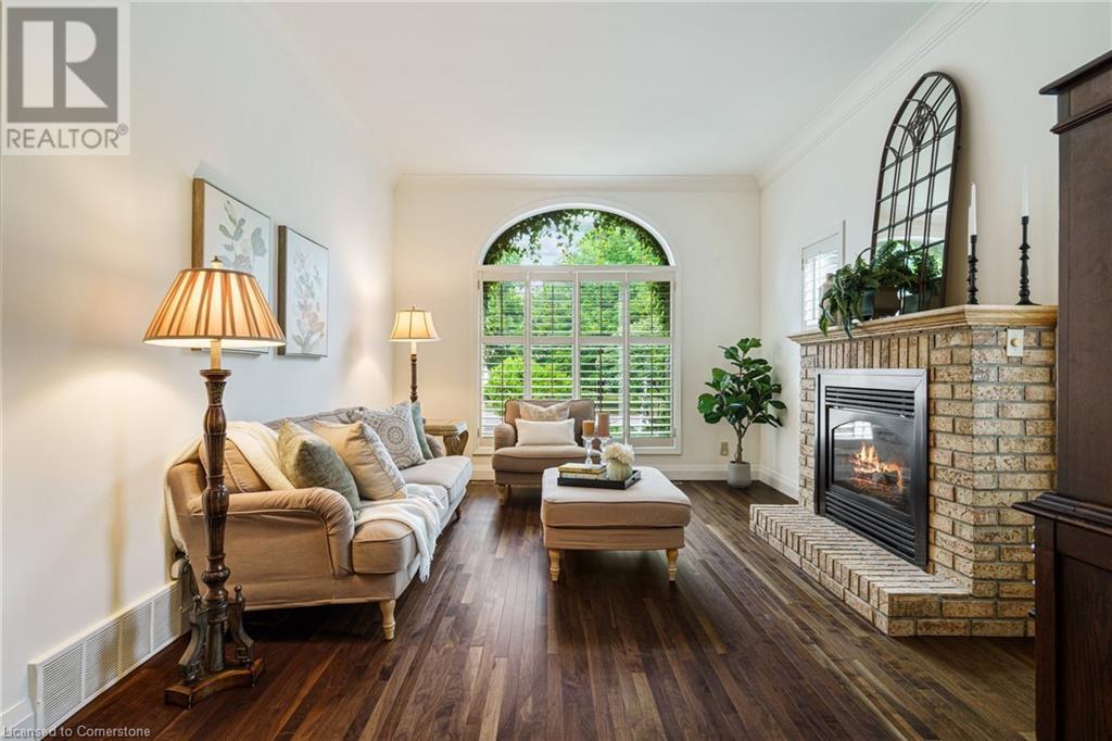 Property at 1121 STEPHENSON Drive image 4