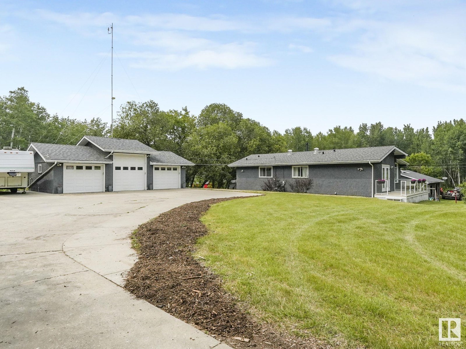 51502 Range Road 264, Rural Parkland County, Alberta  T7Y 1E3 - Photo 3 - E4447983