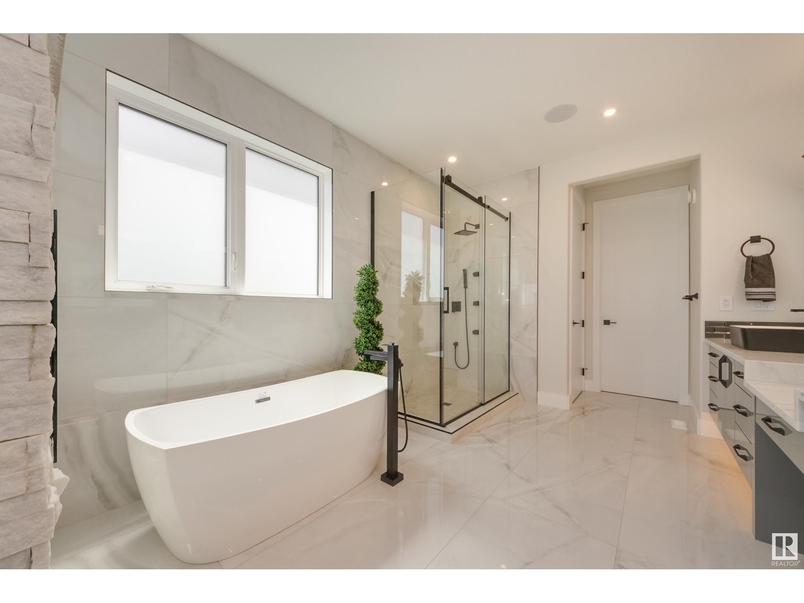 4111 Whispering River Dr. Dr Sw, Edmonton, Alberta  T6W 2E1 - Photo 18 - E4443138